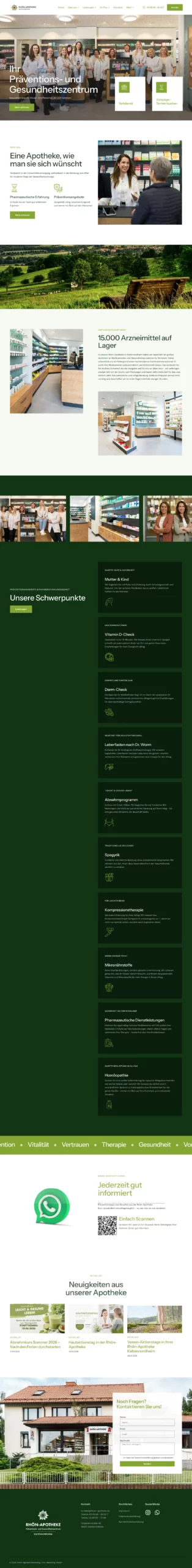 Website Rhön-Apotheke am Computer
